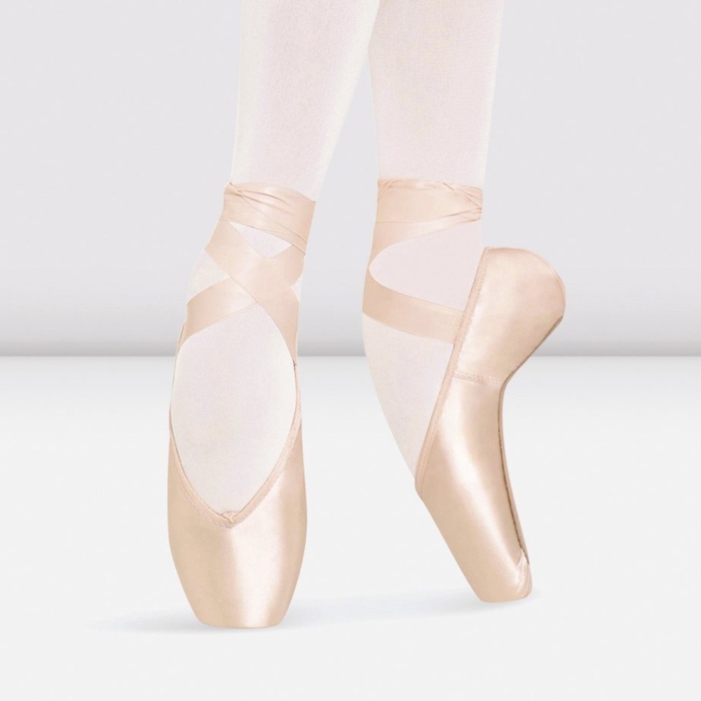 NWT Bloch Heritage Pointe Shoes - Size 5.5 2x